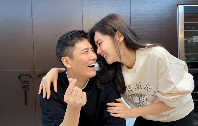 搞怪女孩睡衣派对